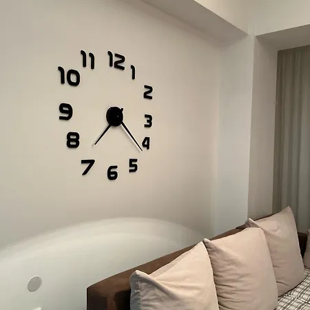 Cozy Near Downtown Apartment