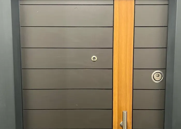 Cozy Near Downtown *