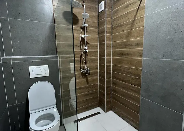 Апартаменты Cozy Near Downtown